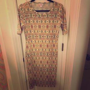 🔥3 for $10 SALE! NWOT LuLaRoe Julia dress green/cream small